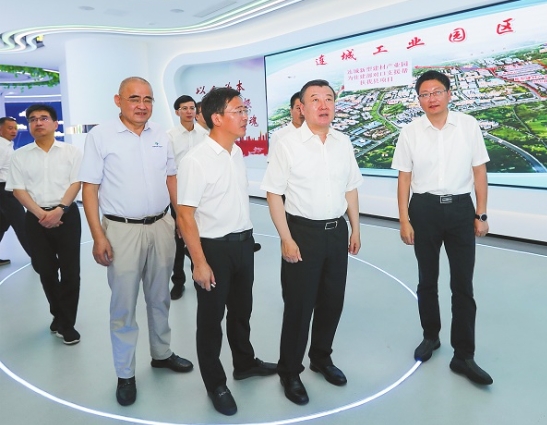 倪虹在连城调研对口支援工作